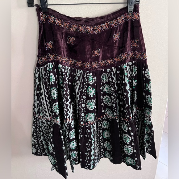 Chaudry Anthropologie Velvet Corduroy  Boho Skirt NWT X Small - Picture 1 of 15